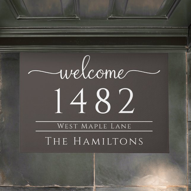 Espressobraun Familienname personalisierte Anschri Fußmatte (Von Creator hochgeladen)