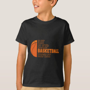 Essen. Schlafen. Bysketbyll. Wieder von vorne. Bys T-Shirt