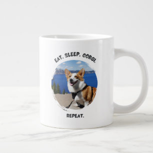 'Essen. Schlafen. Corgi. Wiederholen.' Anpassbares Jumbo-Tasse