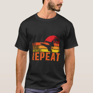 Essen Sleep Karate Wiederholung T-Shirt
