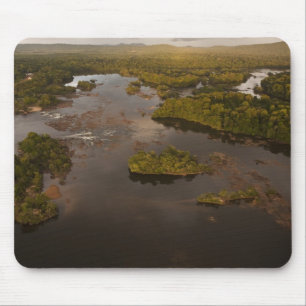 Essequibo-Fluss, längster Fluss in Guyana und 4 Mousepad