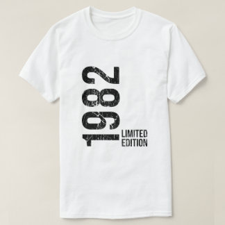 Est 1982 Limited Edition 44th Birthday Gifts  T-Shirt