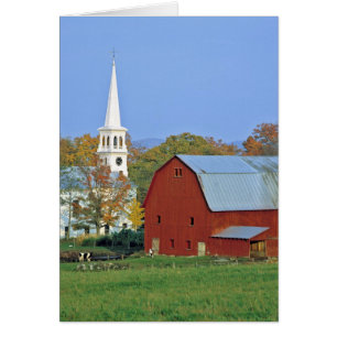 États-Unis, Vermont, Peacham. Une grange rouge et