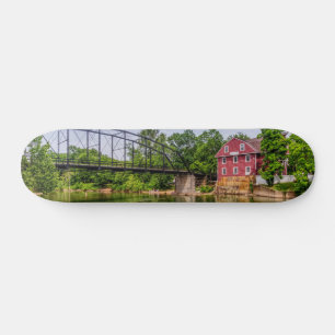 Été À War Eagle Mill Skateboard
