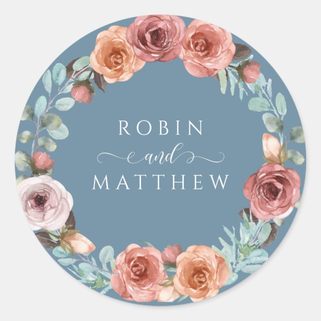 Ethereal Dusty Blue, Blush Peach Blumenhochzeit Runder Aufkleber (Vorderseite)