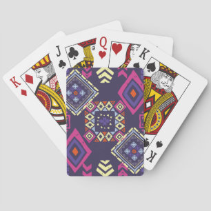 Ethischer, primitiver geometrischer Hintergrund de Spielkarten