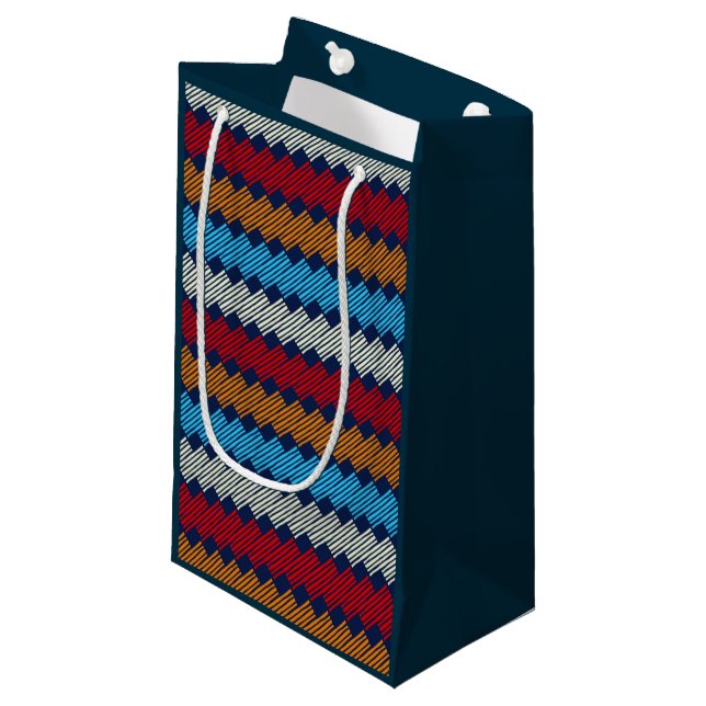 Ethnic Boho Pattern Lace Stickerei auf Stoff Kleine Geschenktüte (Vorderseite Schrägansicht)