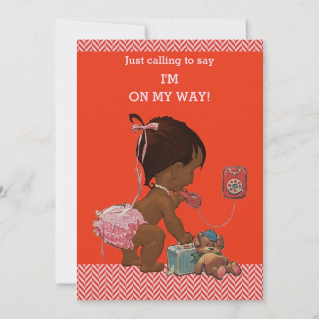Ethnic Girl on Phone Baby Dusche Red Pink Chevrons Einladung (Vorderseite)