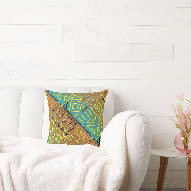 Ethnic Throw Pillow Kissen (Von Creator hochgeladen)