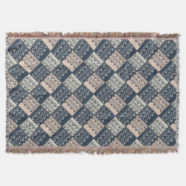 Ethnisch-beige-blaues Flickwerk. Decke (Vorderseite)