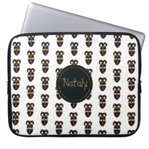 ethnische afrikanische Stammes- Maske. Monogramm. Laptopschutzhülle