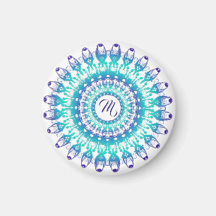 Ethnische aquamarine Mandala. Monogrammm.  Magnet