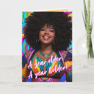 Ethnische Plus-size-Frau mit Afro zum Geburtstag v Karte