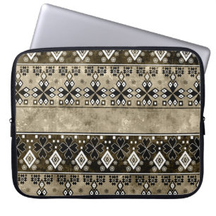 Ethnischer Boho-Grunge: Farbige Muster Laptopschutzhülle