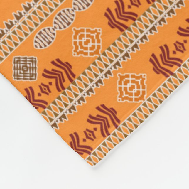 ethnisches afrikanisches Muster mit simbols. Fleecedecke (Ecke)