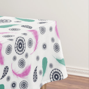 Ethnisches Boho versieht Paisley mit Federn Tischdecke