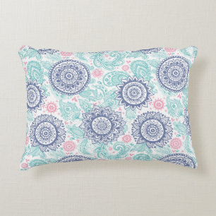 Ethnisches Paisley-Muster Dekokissen