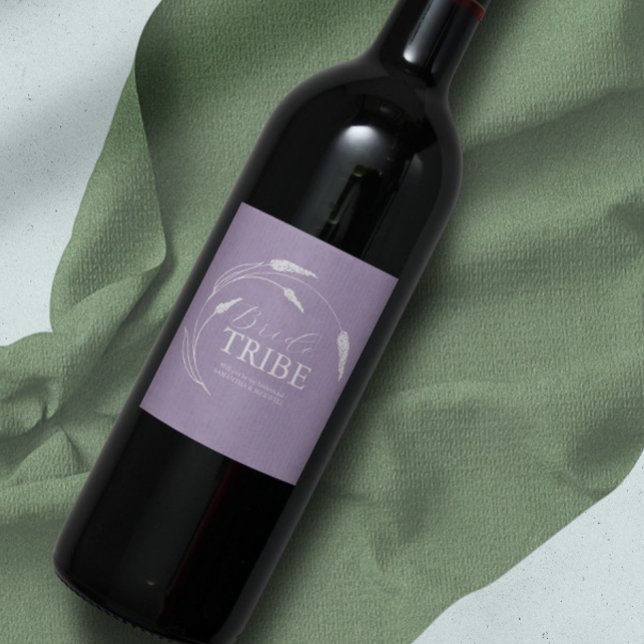 Etikett für den Wasserfarblavender Bridesmaid-Vors (Lavender wedding inspiration artistic wedding details line art by Victoria Grigaliunas )