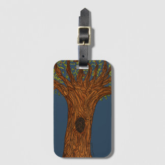 Étiquette À Bagage Arbre tordu sur fond bleu