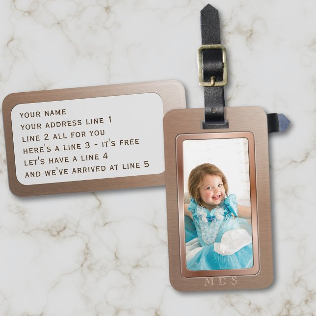 Étiquette À Bagage Balise de bagages en or Rose Faux (A faux rose gold metal luggage tag with space for your photo and address details)