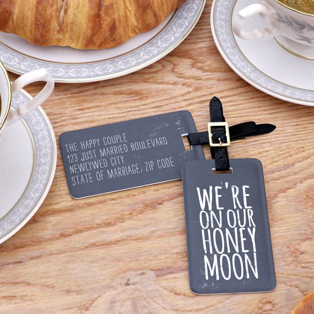Étiquette À Bagage Balise de voyage Lune de miel noire et blanche (Perfect luggage tag for the newlyweds and their Honeymoon adventures)
