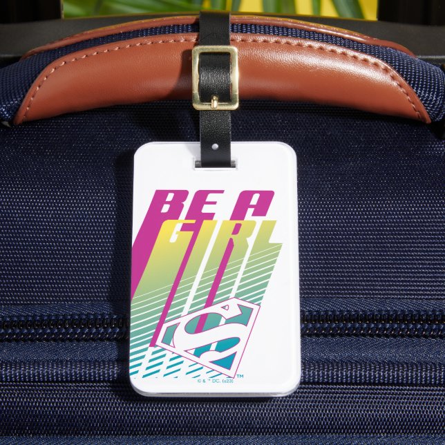 Étiquette À Bagage "Be A Girl" Supergirl Graphic (Insitu Rectoal 2)