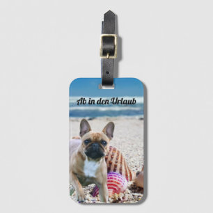 Étiquette À Bagage Bulldog français sur la plage