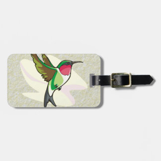 Étiquette À Bagage Colibri en vol sur l'arrière - plan texturisé