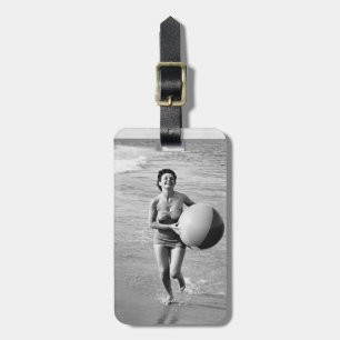 Étiquette À Bagage Femme avec du ballon de plage