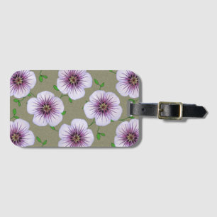 Étiquette À Bagage Fleurs bleu-clair douces de géranium sur toute