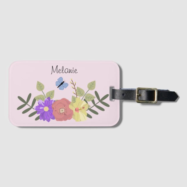 Étiquette À Bagage Fleurs de fille et papillon Pastel Nom rose (Devant Horizontal)