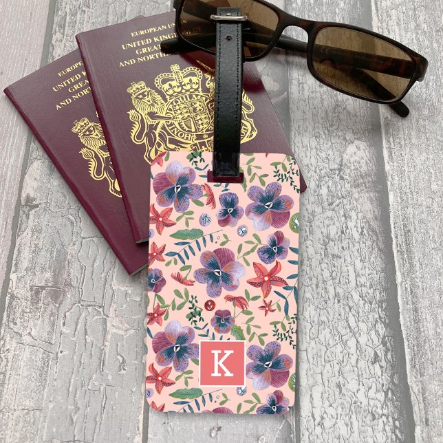 Étiquette À Bagage Fleurs Violettes floral impression monogramme Lug (Flowers Violets floral all-over print monogram Lug Luggage Tag)