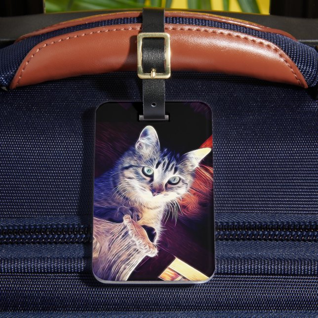 Étiquette À Bagage Kitty Dans Les Rafters Gros Plan Photo (Insitu Rectoal 2)