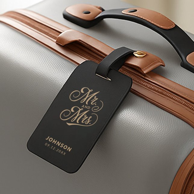 Étiquette À Bagage M. & Mme Newlyweds Gold Script Mariage noir (Créateur téléchargé)