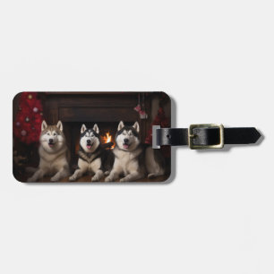 Étiquette À Bagage Malamute en Alaska près de la cheminée Noël