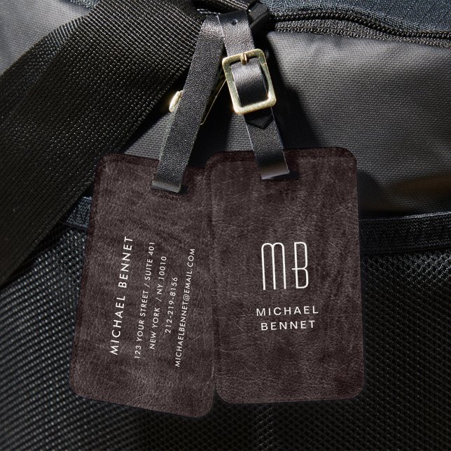 Étiquette À Bagage Monogramme Marron Moderne (Monogrammed Modern Brown Faux Leather Texture Luggage Tag)