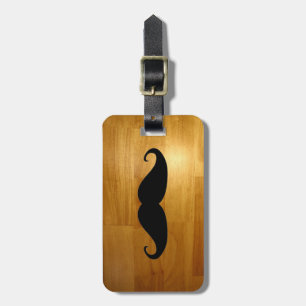 Étiquette À Bagage Moustache drôle sur l'arrière - plan en bois