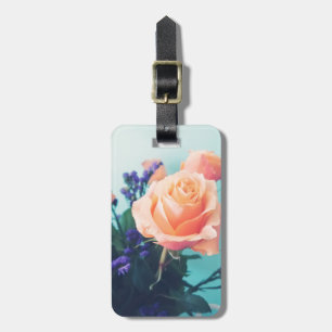 Étiquette À Bagage rose jaune rose avec arrière - plan menthe
