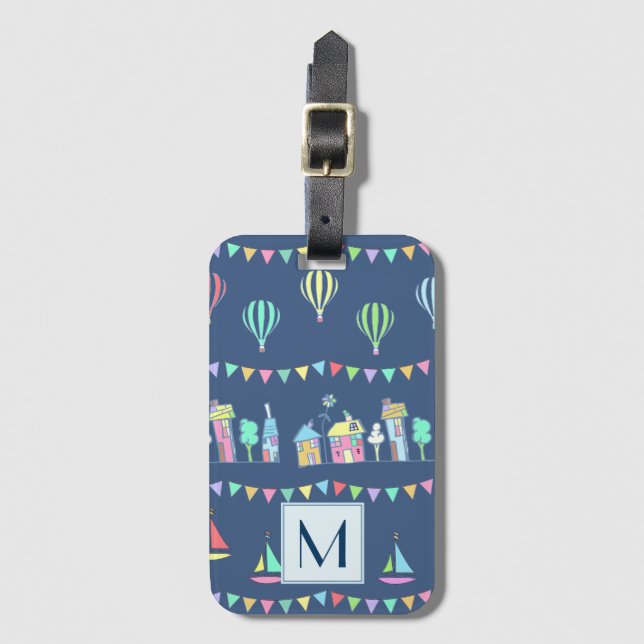 Étiquette À Bagage Seaside Town Sail Boats and Bunting Monogram (Devant Vertical)