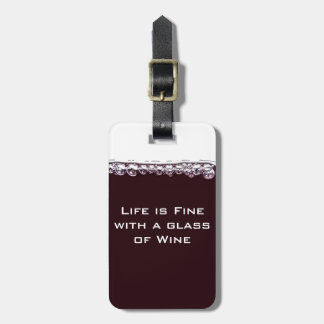 Étiquette À Bagage Un verre de vin rouge
