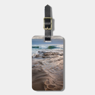 Étiquette À Bagage Vague se brisant sur la plage, Californie