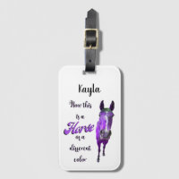 Voici Un Cheval D'Une Couleur Différente, Violet