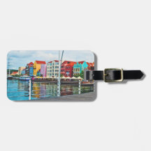 Vue du pont Pontoon sur l'île de Curacao