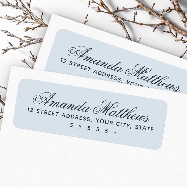 Étiquette Adresse calligraphique bleue poussiéreuse chic ten (Chic trendy dusty blue calligraphy script address label)