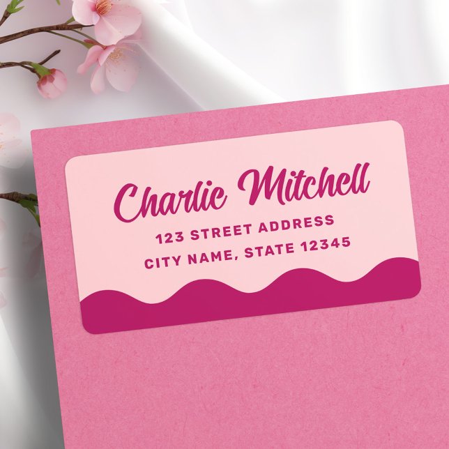 Étiquette Adresse de retour de frontière ondulée rose bordea (Pink burgundy retro wavy border return address label)