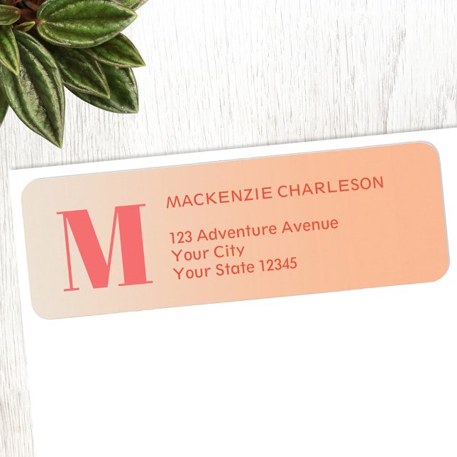 Étiquette Adresse de retour du dégradé de la plage initiale  (Modern monogram peach gradient return address label)