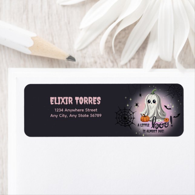 Étiquette Baby shower du Citrouille d'Halloween Little Boo (En situation)