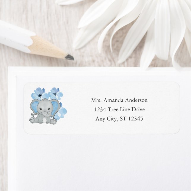 Étiquette Bébé bleu garçon éléphant Baby shower fleurs ballo (En situation)