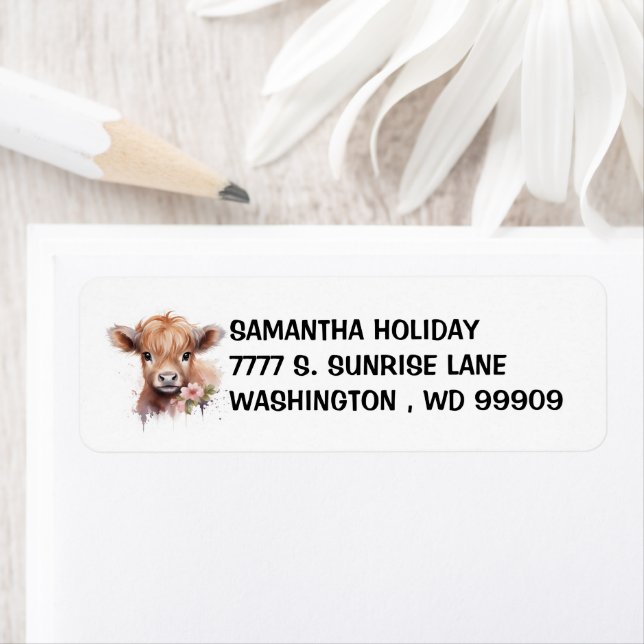 Étiquette Bébé Highland Cow Aquarelle de printemps (En situation)