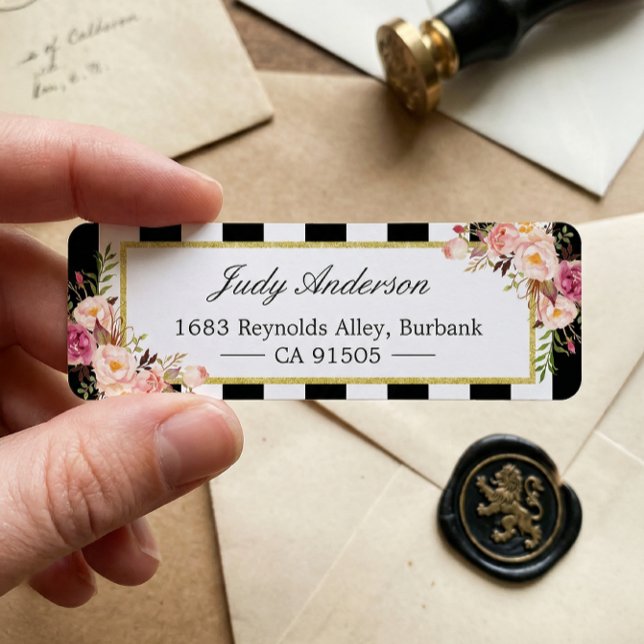 Étiquette Belles Fleurs Roses Classiques Blancs Noirs (Créateur téléchargé)